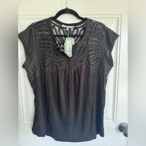 Black Cap Sleeved Shirt